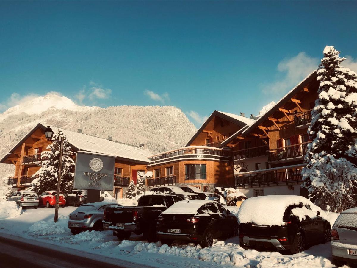Terra-Beka Lodge Abondance Exteriör bild
