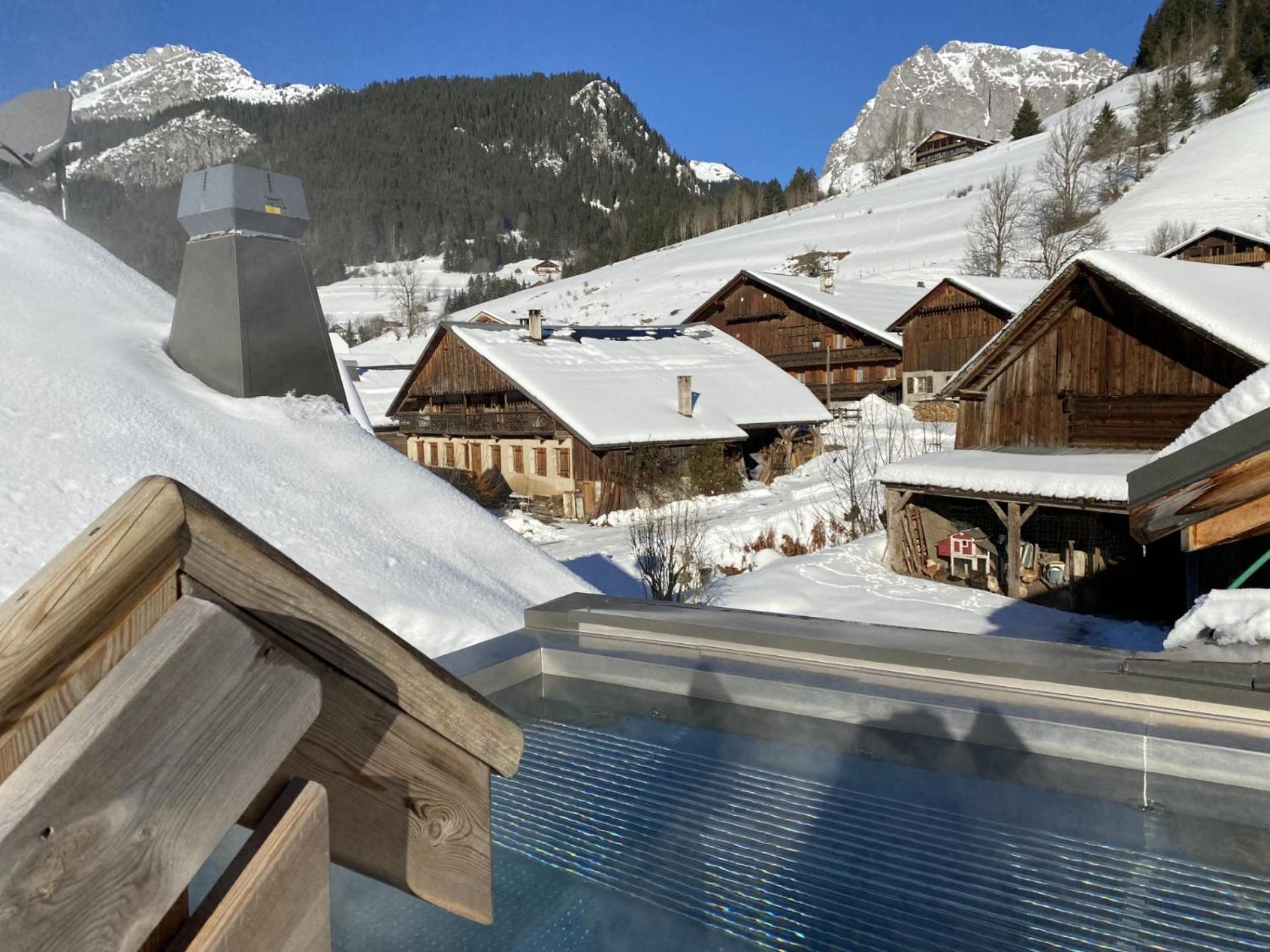 Terra-Beka Lodge Abondance Exteriör bild
